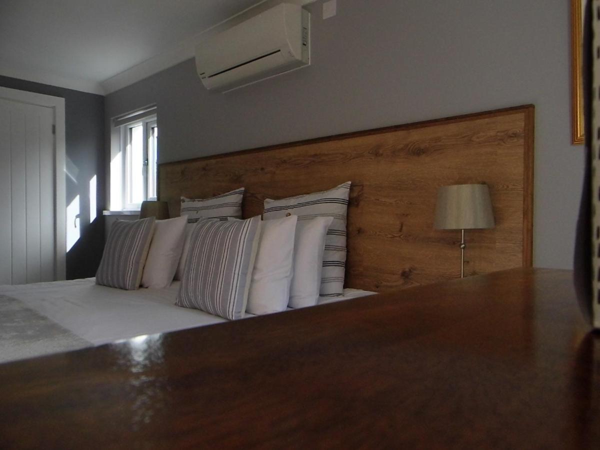 아만포드 The Mill At Glynhir B&B 외부 사진