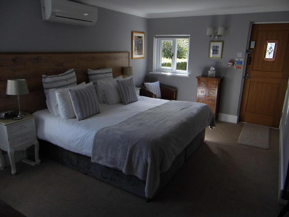 아만포드 The Mill At Glynhir B&B 외부 사진