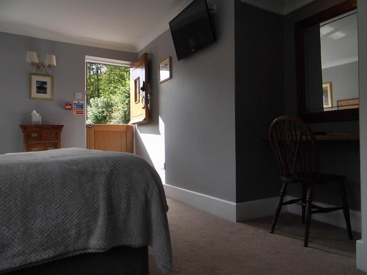 아만포드 The Mill At Glynhir B&B 외부 사진