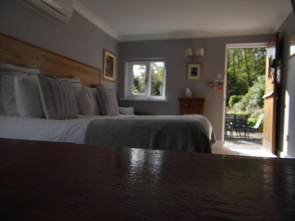아만포드 The Mill At Glynhir B&B 외부 사진