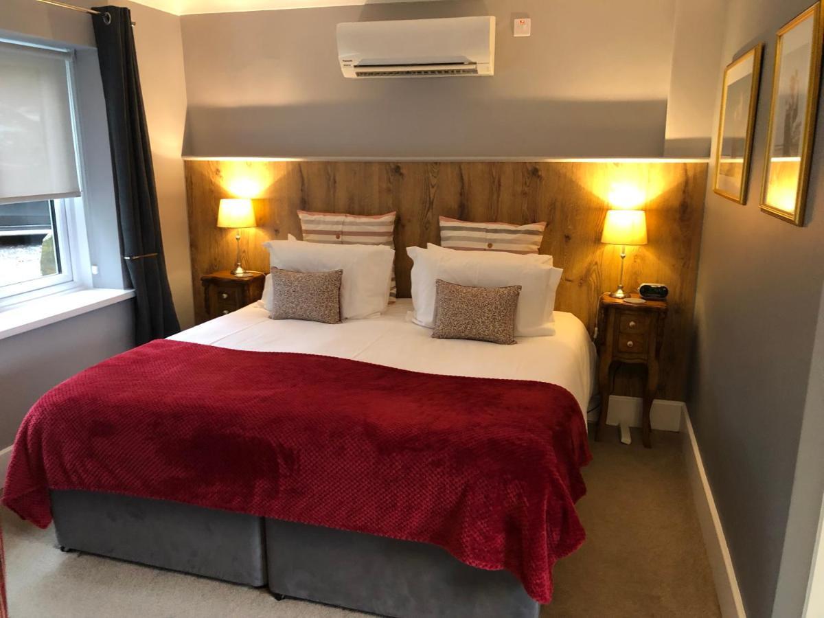 아만포드 The Mill At Glynhir B&B 외부 사진
